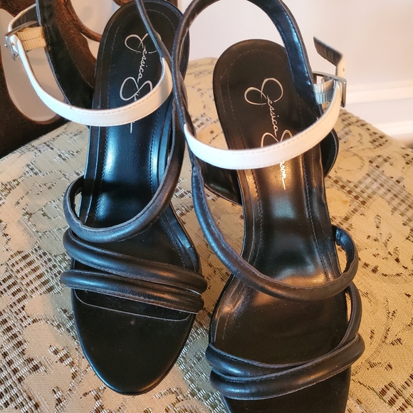 Jessica Simpson High Heel Platform Sandal - Picture 2 of 6